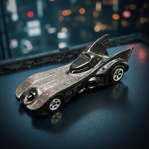 2001 Black Hot Wheels Batmobile DC Comics Mattel 1:64
